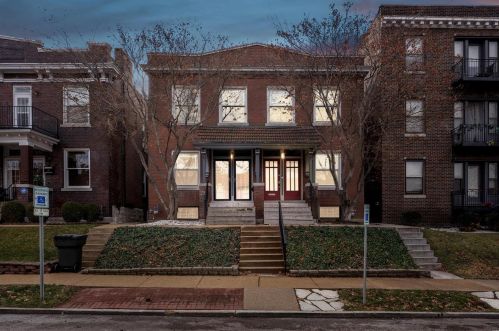 3860 Mcree Ave, Saint Louis MO 63110-2629 exterior