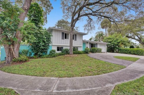 1100 4th St, Boca Raton, FL 33486-4512