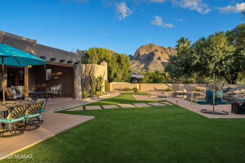 321 Golf Vw Dr, Tucson AZ 85737-9701 exterior