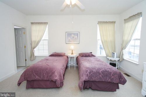 33227 Edgemoor St, Lewes DE 19958-7243 exterior