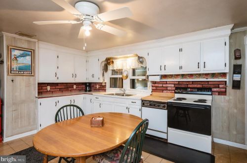 1109 Peachtree Rd, Fallston MD 21047-1803 exterior