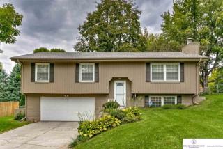 12230 Crawford Cir, Omaha, NE 68144-1405