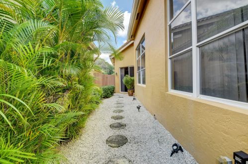 6612 25 Ter, Boca Raton FL 33496-2018 exterior