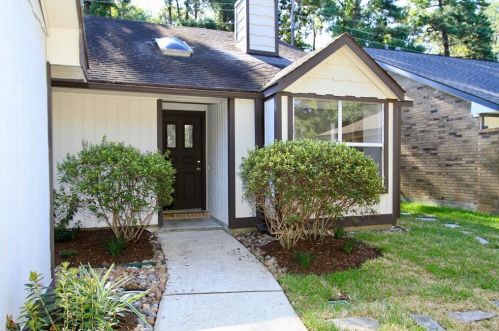 3330 Beech Point Dr, Humble, TX 77345-1353