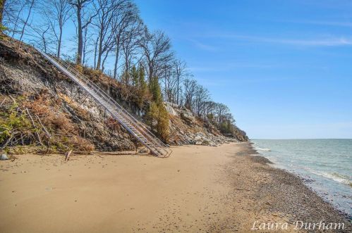 1810 Morning Glory Ln, Fennville MI  49408-9720 exterior