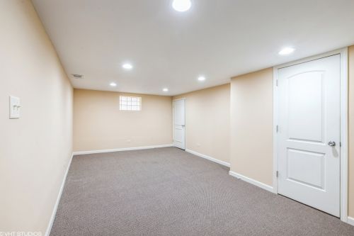 5225 Massasoit Ave, Chicago IL  60638-1507 exterior