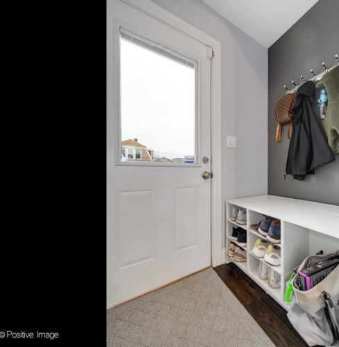 3425 Dickens Ave, Chicago IL 60647-3714 exterior