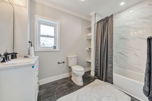 5334 Kincaid St, Pittsburgh PA  15224-1241 exterior