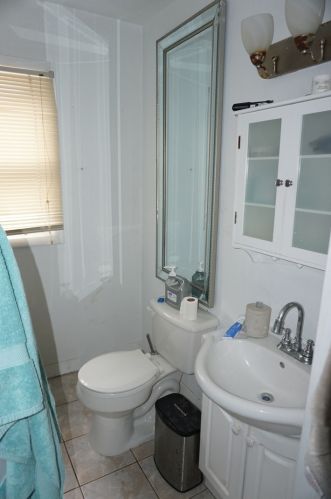 918 Ash St, Waukegan IL 60087-5038 exterior