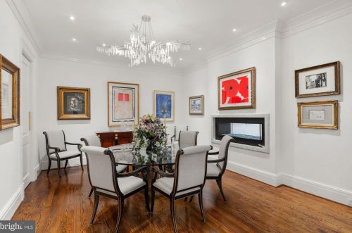 2735 Cathedral Ave, Washington DC  20008-4119 exterior