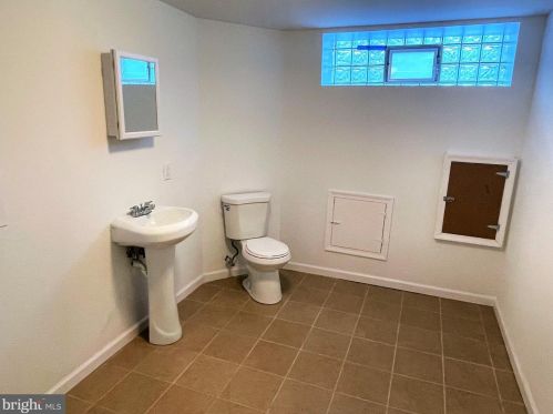 6624 18th St, Philadelphia PA  19126-2617 exterior