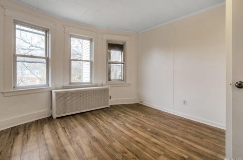 87 Delafield St, Poughkeepsie NY  12601-1736 exterior