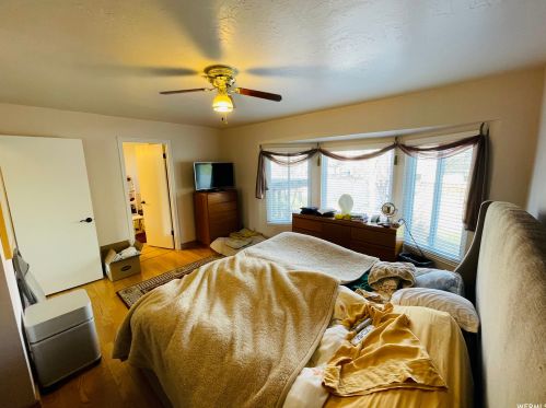 3358 6610, Taylorsville UT 84084-6904 exterior