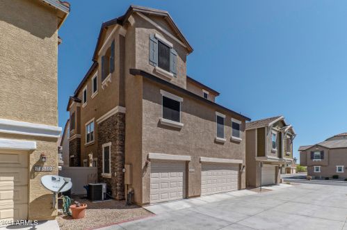 34844 30th Ave, Phoenix AZ  85086-3235 exterior