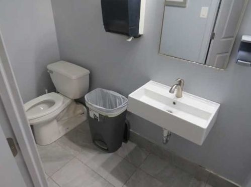 160 Academy St, Poughkeepsie NY  12601-4515 exterior