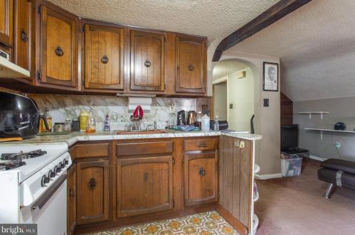 540 Riv Dr, Camden NJ 08110-2918 exterior