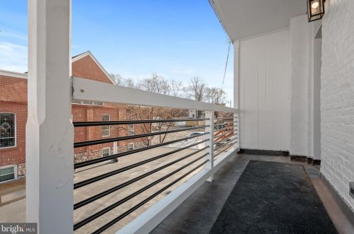 829 Shippen St, Lancaster PA  17602-2043 exterior