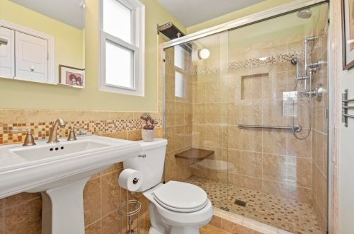 1336 Pocono St, Pittsburgh PA  15218-1114 exterior