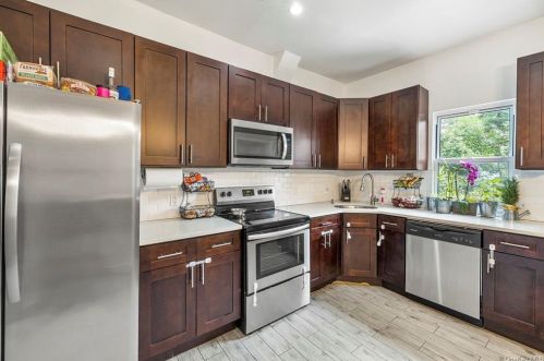 37 8 Ave, Mount Vernon NY 10550-4017 exterior