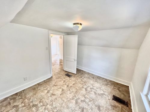 814 Harding Ave, Chicago IL 60805-1437 exterior