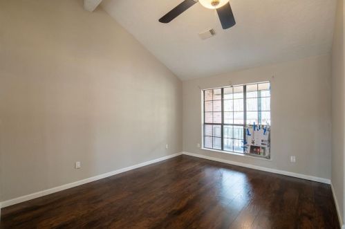 3340 Pne Grv Dr, Huntsville TX 77340-8937 exterior