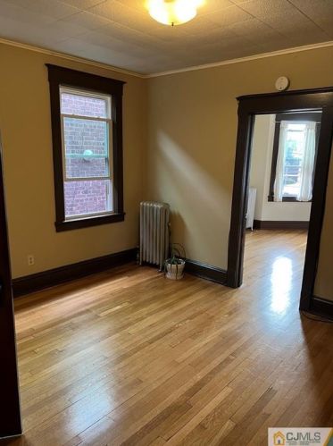 244 Hamilton St, New Brunswick NJ 08901-2206 exterior