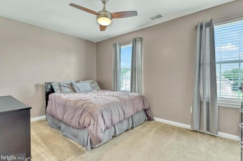 78 Menlena Cir, Hanover PA  17331-8662 exterior