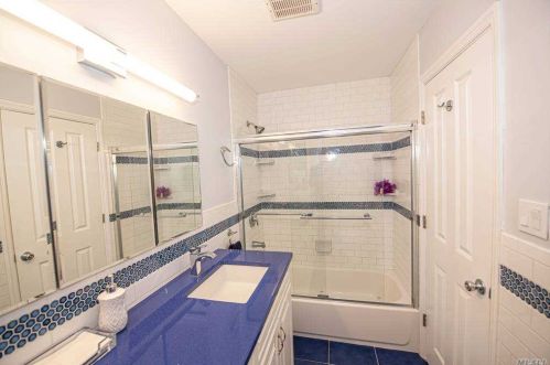 2 Carldon Rd, Commack NY 11725-1611 exterior