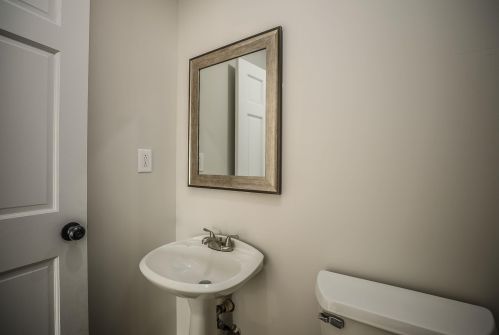 16 Livermore St, Wilton NH 03086-5502 exterior