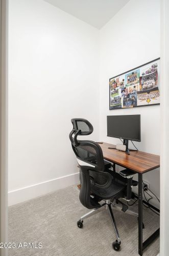 3302 51st St, Phoenix AZ  85018-6612 exterior