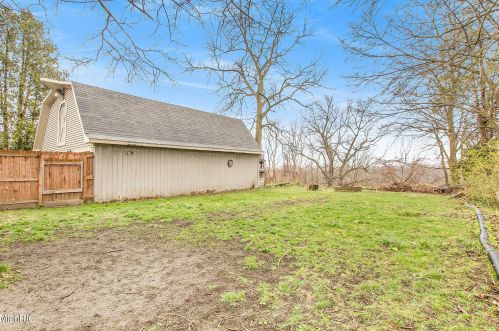 4610 Leonard St, Coppersville MI 49404-9480 exterior