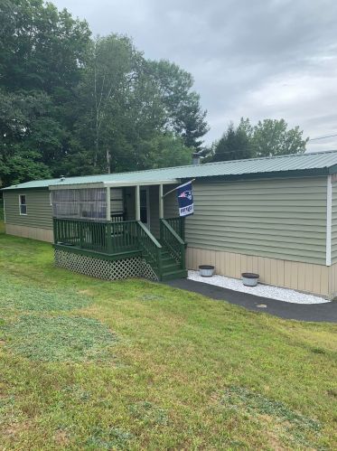 1025 Mountainview Ave, Unity NH  03603-4528 exterior