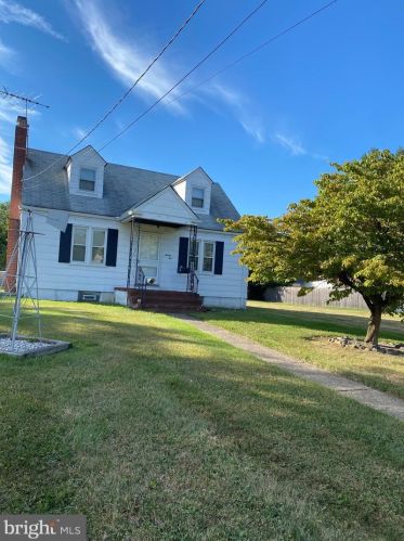 25 Rutledge Ave, Trenton, NJ 08618-1977