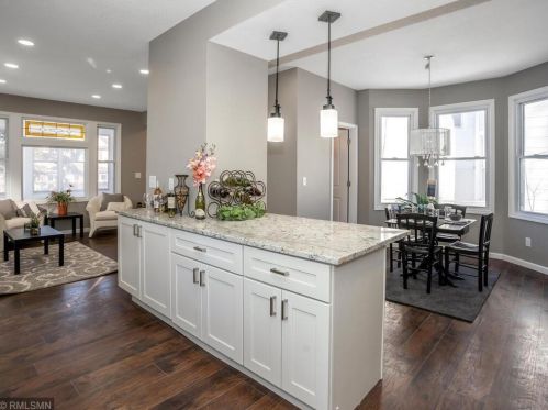 896 6 St, Saint Paul MN 55106-4503 exterior