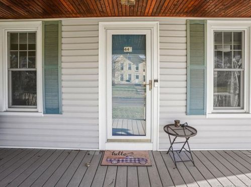 44 New Place St, Wallingford CT  06492-2237 exterior