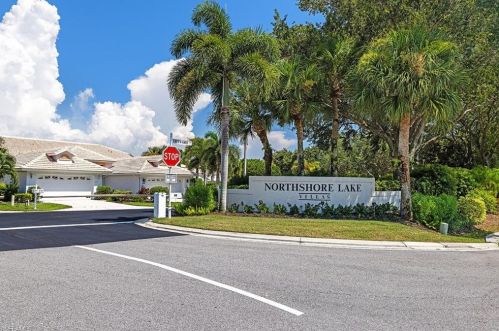 526 Captn Kate Ct, Naples FL 34110-6419 exterior