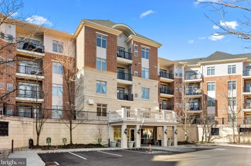 208 Carson Ter, Huntingdon Valley PA  19006-4718 exterior