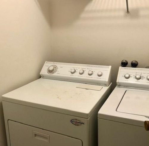 66 Girard Ave, Middletown RI 02840-1100 exterior