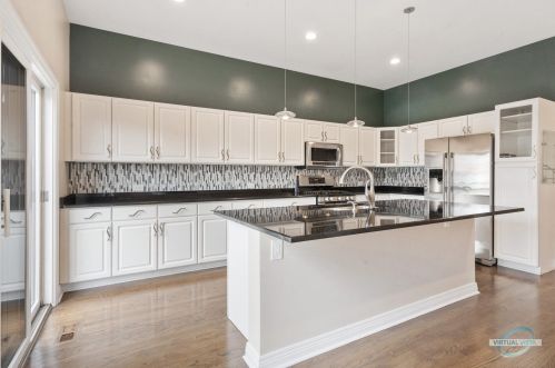 3835 Parnell Ave, Chicago IL 60628-7121 exterior