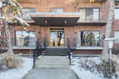 6525 Nashville Ave, Chicago IL 60631-1751 exterior