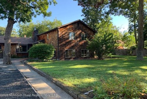 288 Brick Ave, Berkeley Township, NJ 08721-3264