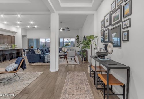 8513 22 Dr, Phoenix AZ 85041-7712 exterior