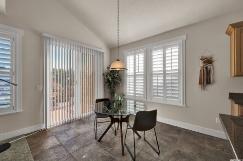 1958 Bluffside Cir, Sandy UT exterior