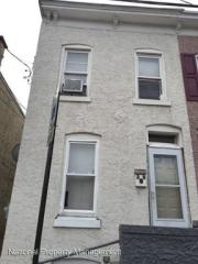 39 Chase St, Trenton NJ  08638-4205 exterior