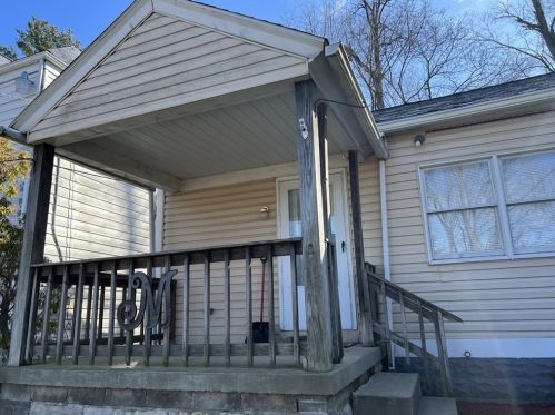 1207 Berry St, Pittsburgh PA  15204-2437 exterior