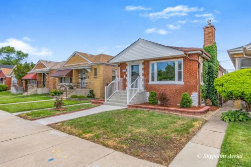 8523 Damen Ave, Chicago IL 60612-3728 exterior