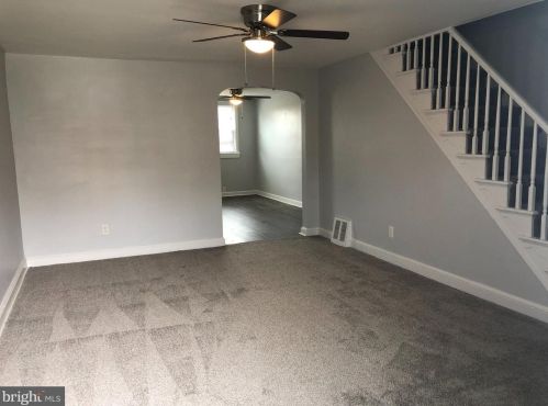 213 21st St, Chester, PA 19013-4915