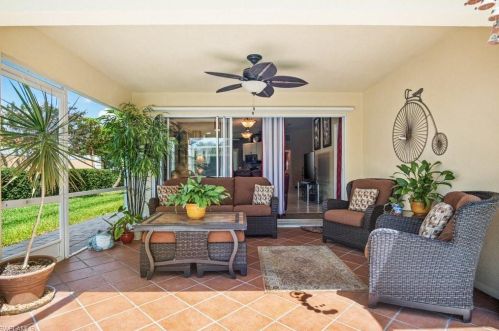 5045 Kingston Way, Naples FL 34119-9542 exterior