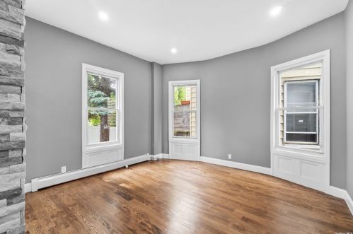 1837 Victor St, Bronx NY 10462-3509 exterior