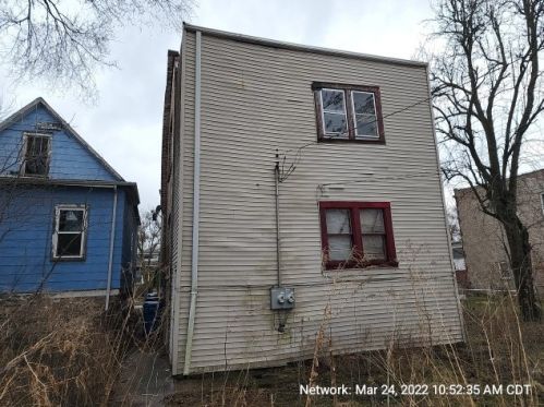 5235 Sangamon St, Chicago IL 60621-1910 exterior